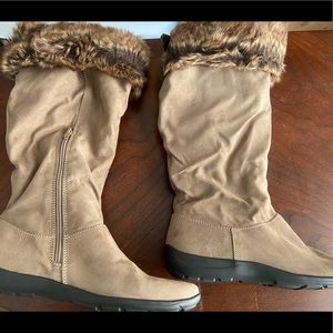 Naturalizer NaturalSoul Boots - Sz 10